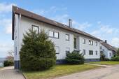 Außenansicht - Straßenseite - 2 Zimmer Etagenwohnung zum Kaufen in Dobel