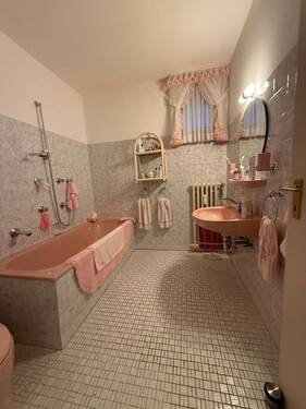 WHG 1 im EG Badezimmer - 