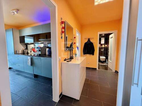 Eingangsbereich - 2 Zimmer Etagenwohnung in Köln