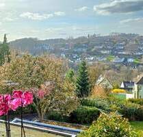 Prächtige Aussichten: Einfamilienhaus mit Fernblick und Charme - Engelskirchen Ründeroth