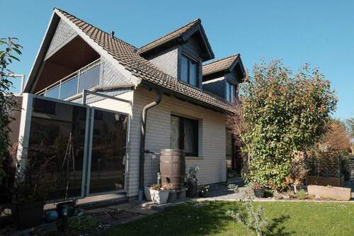 Ansichten - 6 Zimmer Einfamilienhaus zum Kaufen in Engelskirchen