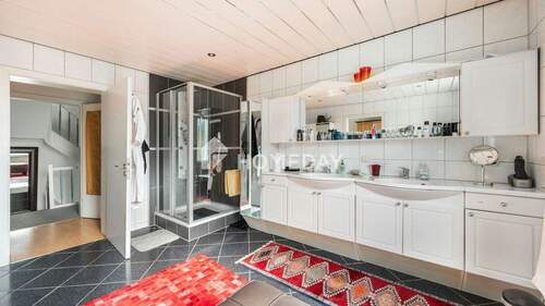 1. OG Badezimmer 2 - 