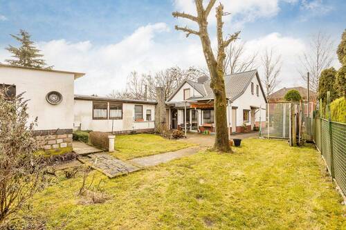 Garten - Kleines Einfamilienhaus mit Ausbaupotential in Berlin-Biesdorf