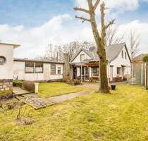 Kleines Einfamilienhaus mit Ausbaupotential in Berlin-Biesdorf