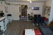 Wohnzimmer - Etagenwohnung mit 75,00 m² in Köln zum Kaufen