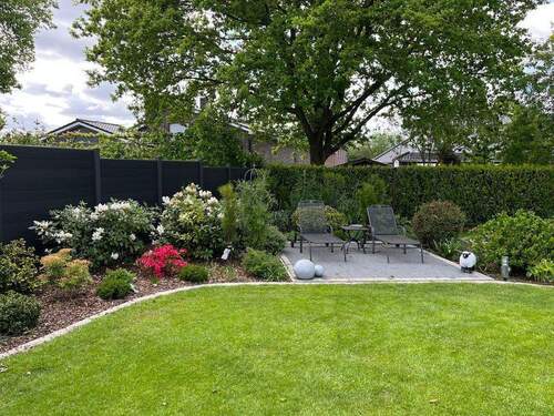 Garten / Sonnenterrasse - 