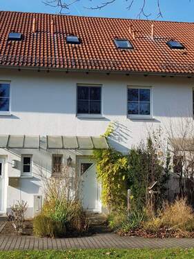 Eingang ins RMH - 5 Zimmer Reihenmittelhaus zum Kaufen in Dresden