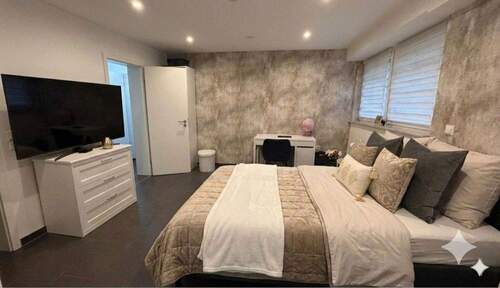  UG Studio Apartment - 