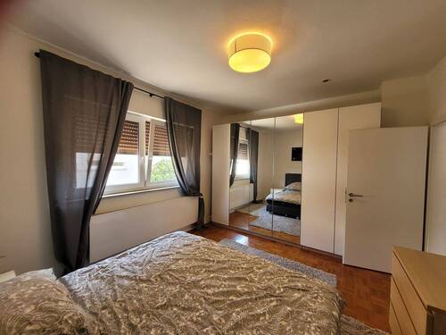 Schlafzimmer EG.jpg - 
