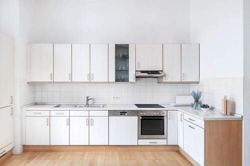 Einbauküche - 3 Zimmer Etagenwohnung zum Kaufen in Berlin