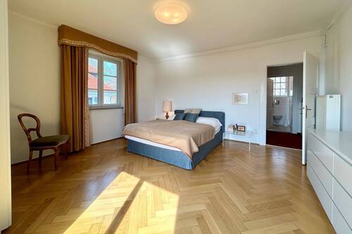 Schlafzimmer im1.OG - weitere Ansicht - 