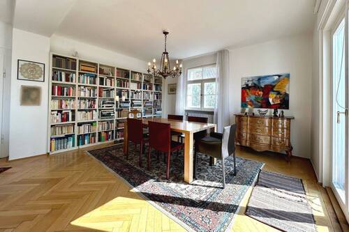 Blick in den Essbereich - 