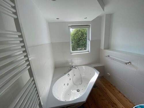 Whirlpool-Badewanne - 