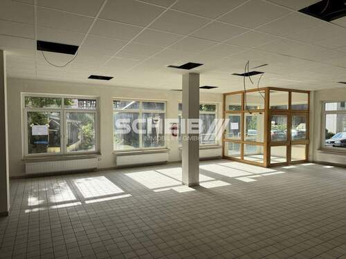 Schaufensterfront - Halle in Blaufelden zum Kaufen