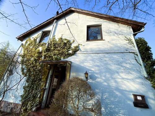 Haus - Seitenansicht - 