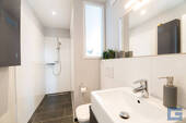 Badezimmer II - 