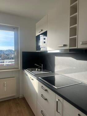 Küche - Büro mit 100,00 m&sup2; in Bad Soden zur Miete