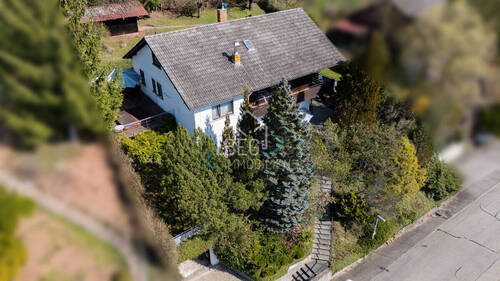 Draufsicht - 9 Zimmer Einfamilienhaus zum Kaufen in Sulzbach-Laufen