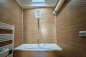 Wannenbad im EG - 