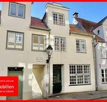 Modernisiertes Altstadthaus mit 5 Zimmern und Dachterrasse - Lübeck Innenstadt