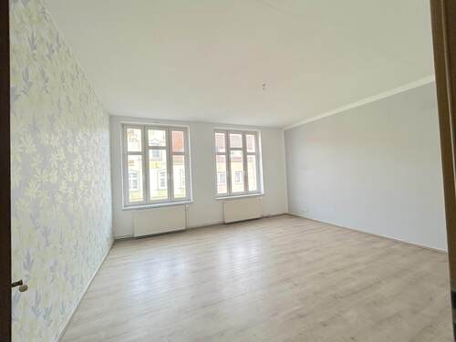 Wohnung 1 OG Wohnen - Mehrfamilienhaus, Wohnhaus mit 165,90 m² in Wittstock zum Kaufen