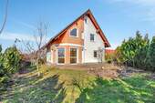 Hausansicht - Modernes Wohnglück in Panketal - Einfamilienhaus mit großzügigem Garten für die ganze Familie