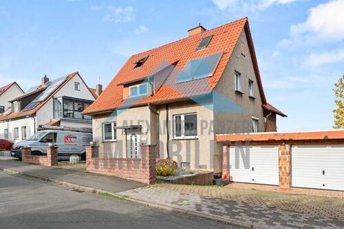 Außenansicht - 7 Zimmer Mehrfamilienhaus, Wohnhaus zum Kaufen in Vellmar