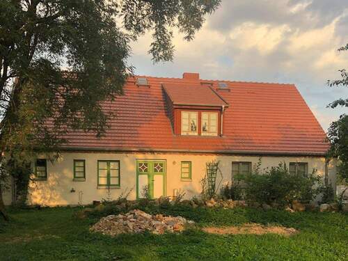 Hausseite nach Osten - 