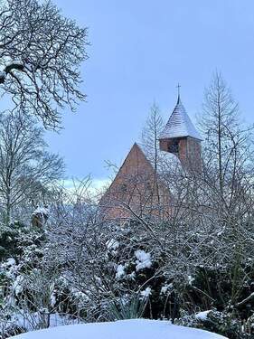 Kirche im Winter - 