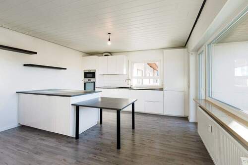 Die Einbauküche - 4 Zimmer Etagenwohnung zum Kaufen in Schopfheim