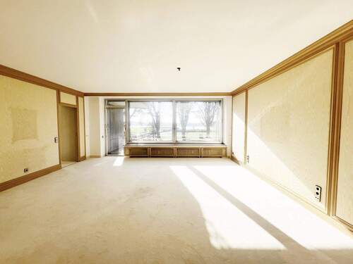 Wohnzimmer - Etagenwohnung mit 174,00 m&sup2; in Düsseldorf zum Kaufen