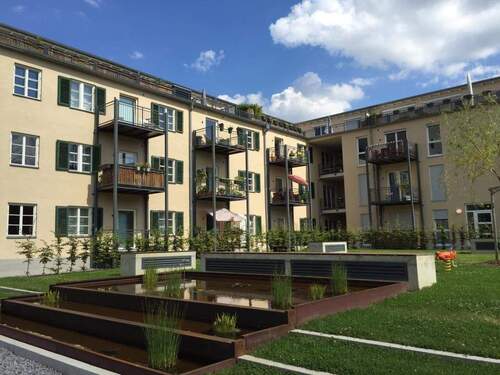 2 ZKB Wohnung mit Loggia - Nette 2 ZKB Wohnung mit großer Loggia - günstig für Münchenpendler !