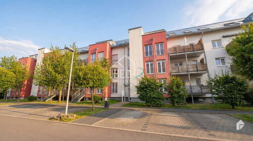 Außenbild - 2 Zimmer Etagenwohnung zum Kaufen in Crailsheim