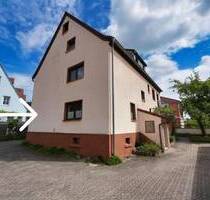Wohnungspaket mit Potenzial - 2 Einheiten, Balkon und großzügige Garage - Gunzenhausen