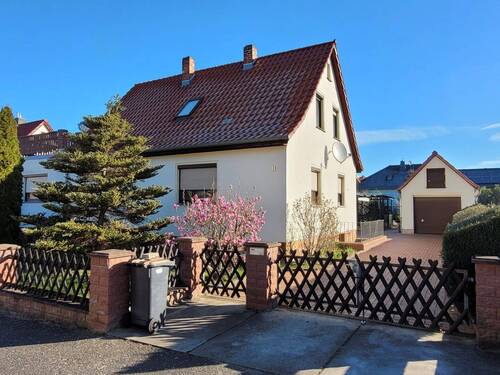 Außenansicht - 6 Zimmer Einfamilienhaus zum Kaufen in Stauchitz