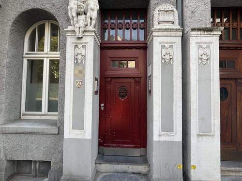 Eingang - 2 Zimmer Etagenwohnung zum Kaufen in Aachen