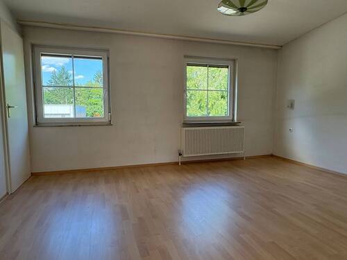 Zimmer OG mit Abstellraum - 