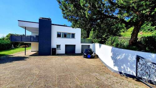 Bild 2 - 7 Zimmer Einfamilienhaus zum Kaufen in Neudenau