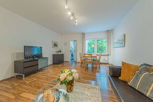 Wohnen - Etagenwohnung mit 53,00 m&sup2; in Frankfurt am Main zur Miete