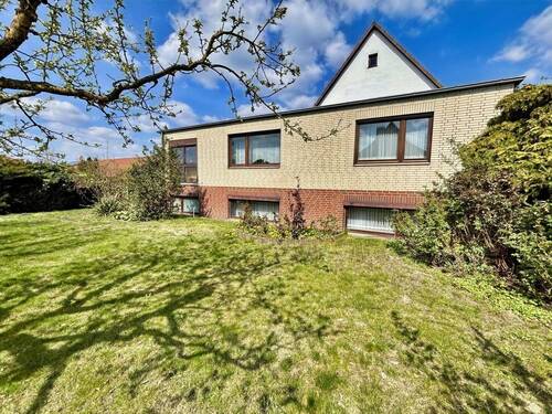 Anbau - Südseite des Hauses - Einfamilienhaus mit 205,00 m&sup2; in Uelzen zum Kaufen