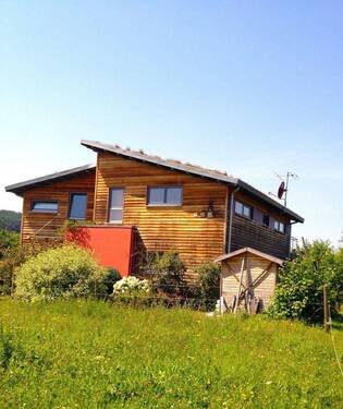 Hausansicht Nord-Ost - 6 Zimmer Einfamilienhaus zum Kaufen in Tiefenbronn