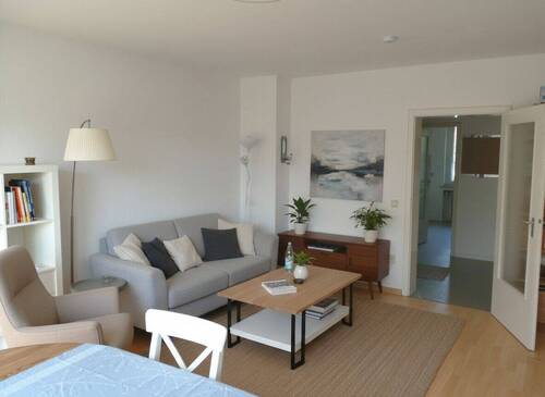 Wohnzimmer KI - 3 Zimmer Etagenwohnung in Düsseldorf