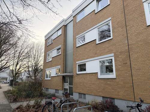 Vorderansicht - 3 Zimmer Etagenwohnung zum Kaufen in Hannover