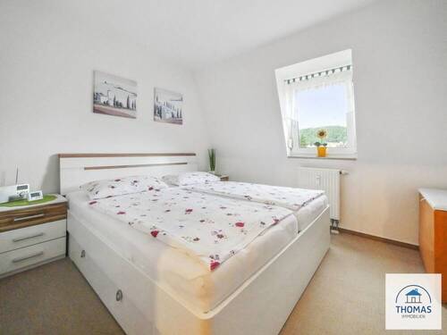 Schlafzimmer - Etagenwohnung mit 77,00 m&sup2; in Sebnitz zum Kaufen