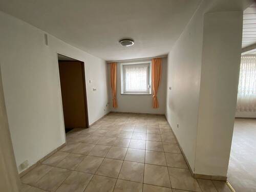 Durchgangszimmer EG - 