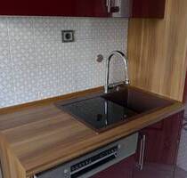 FrankfurtM- Sossenheim geräumige helle 3 Zimmer Wohnung mit EBK und Loggia - Frankfurt am Main