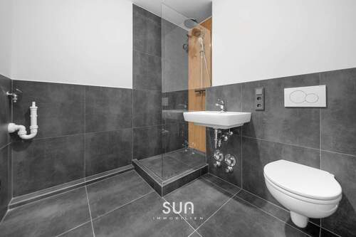 MODERNES BAD - 2 Zimmer Etagenwohnung in Wiesbaden