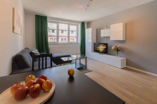 Wohnen - 2 Zimmer Etagenwohnung zur Miete in Frankfurt am Main