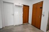 Flur und Eingangsbereich - 