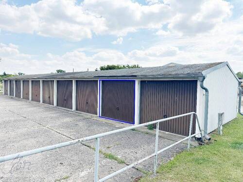 Garagenkomplex - 